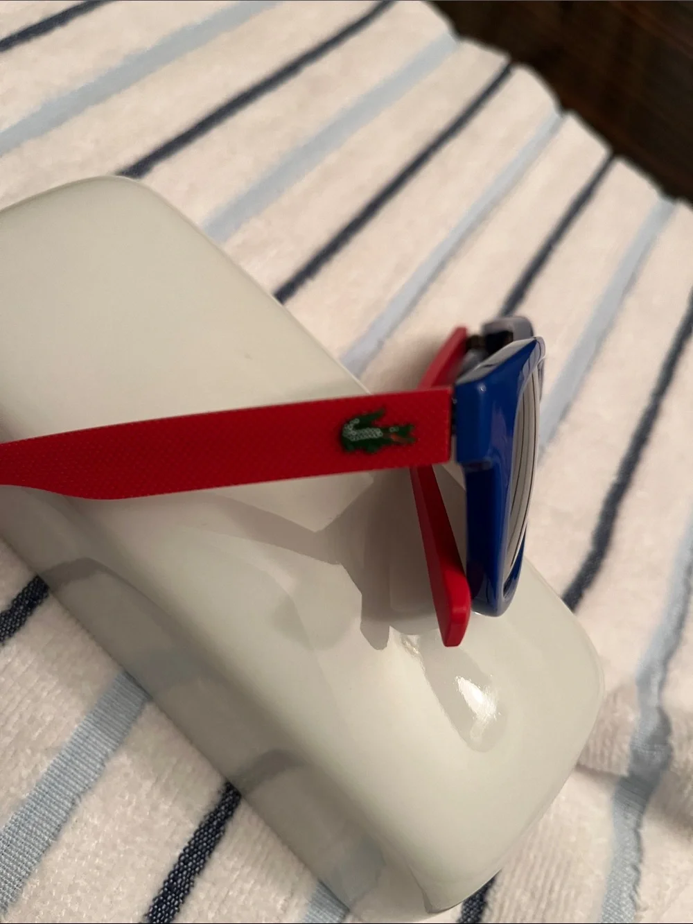 Lacoste child/youth Blue and Red Frame Sunglasses L3617S